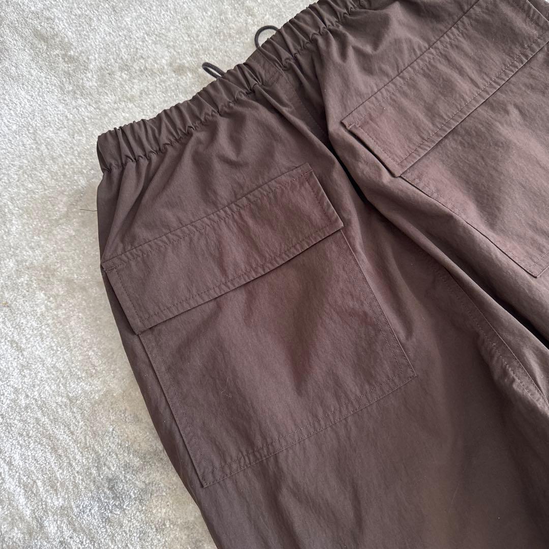 シシクイ　shishikui ブラウン　パラシュートパンツ　XS