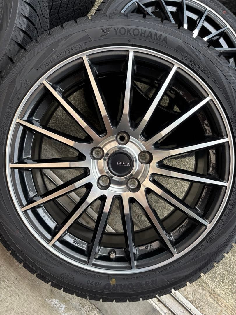 モカ　225/45R18 ホイール付きスタッドレス