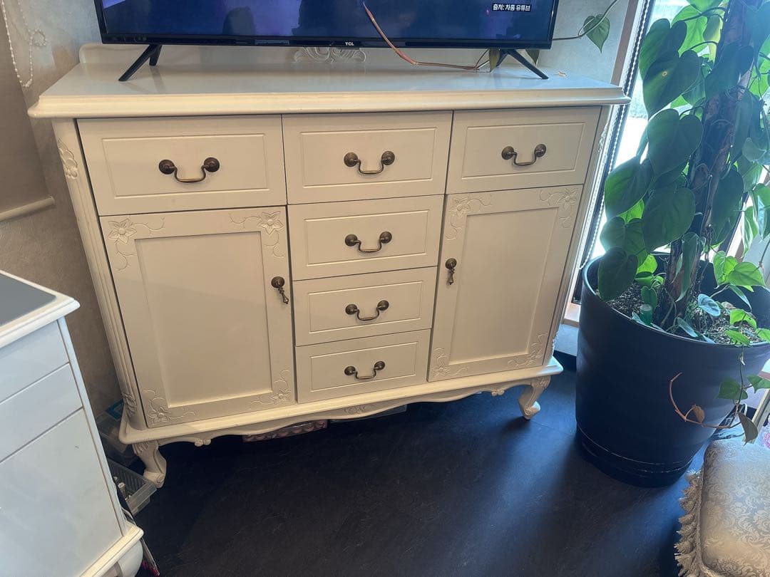 ホワイト木製クラシックチェスト