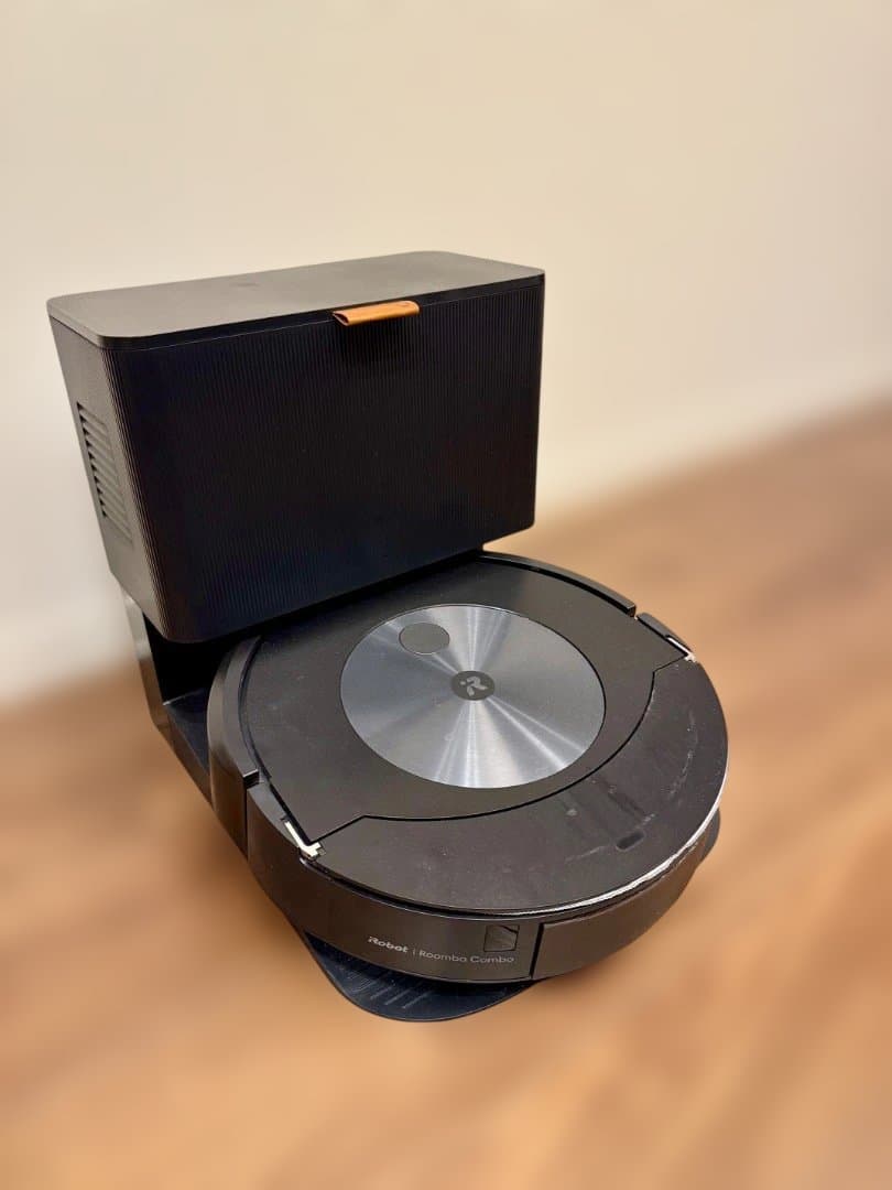 iRobot ルンバ j7+ ブラック 自動ゴミ収集 クリーンベース付