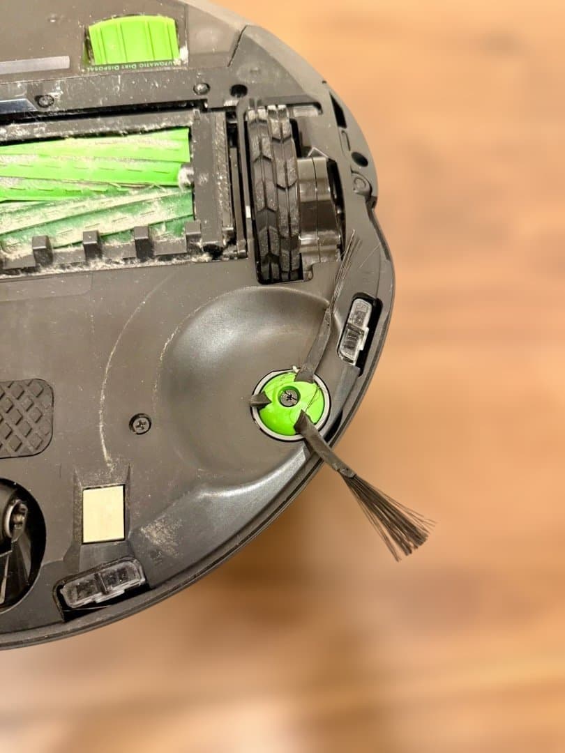 iRobot ルンバ j7+ ブラック 自動ゴミ収集 クリーンベース付