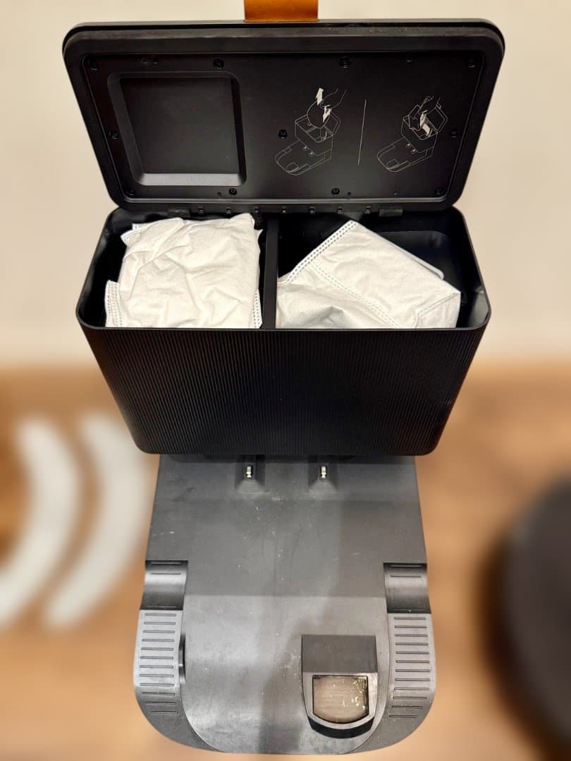 iRobot ルンバ j7+ ブラック 自動ゴミ収集 クリーンベース付