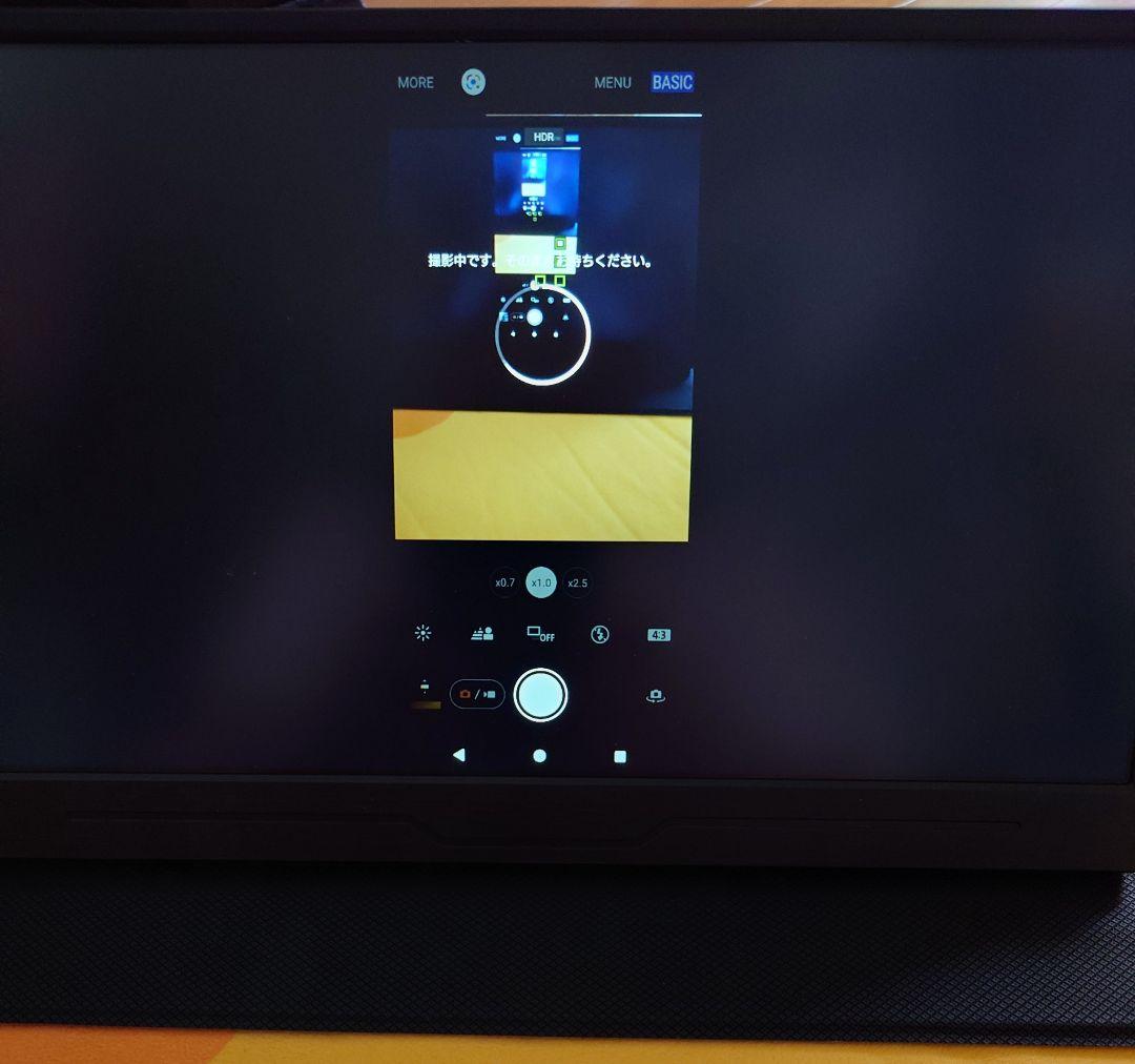 EVICIVモバイルモニター13.3インチ（使用10回未満）