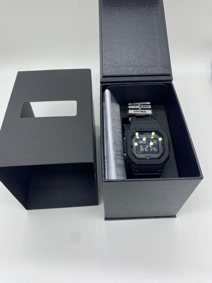 CASIO G-SHOCK GW-BX5600-1A1 新品 試着のみ