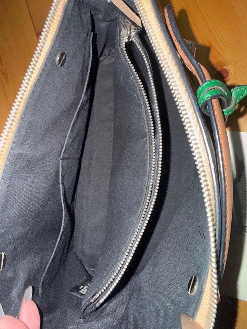 FENDI バイザウェイ ミディアム　ブラック