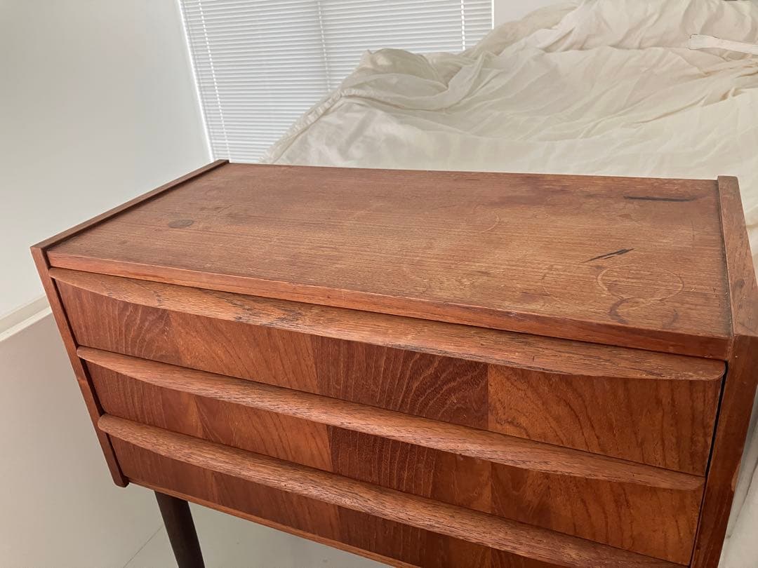 北欧ヴィンテージ サイドボード チーク材 北欧家具 デンマーク 3段チェスト