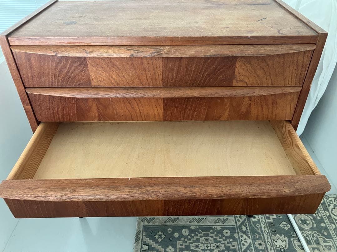 北欧ヴィンテージ サイドボード チーク材 北欧家具 デンマーク 3段チェスト