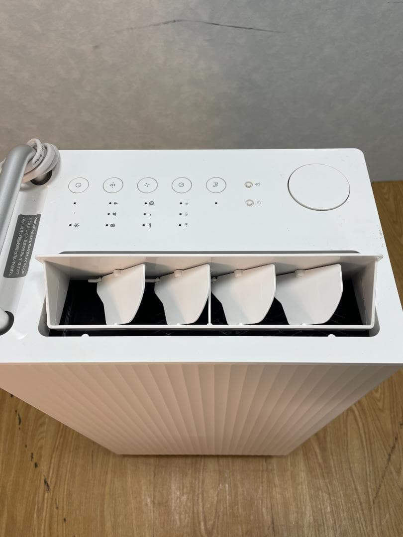 Y♢283 cado 除湿機 DH-C7100