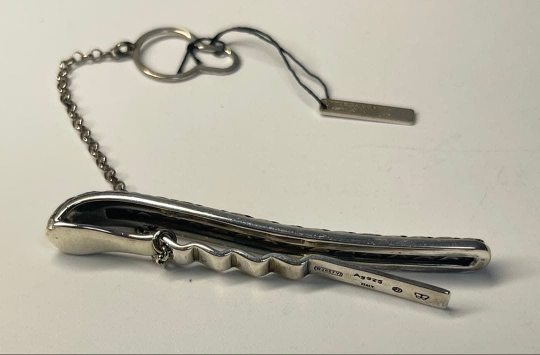 BOTTEGA VENETA (ボッテガ・ヴェネタ)ネクタイピンシルバー