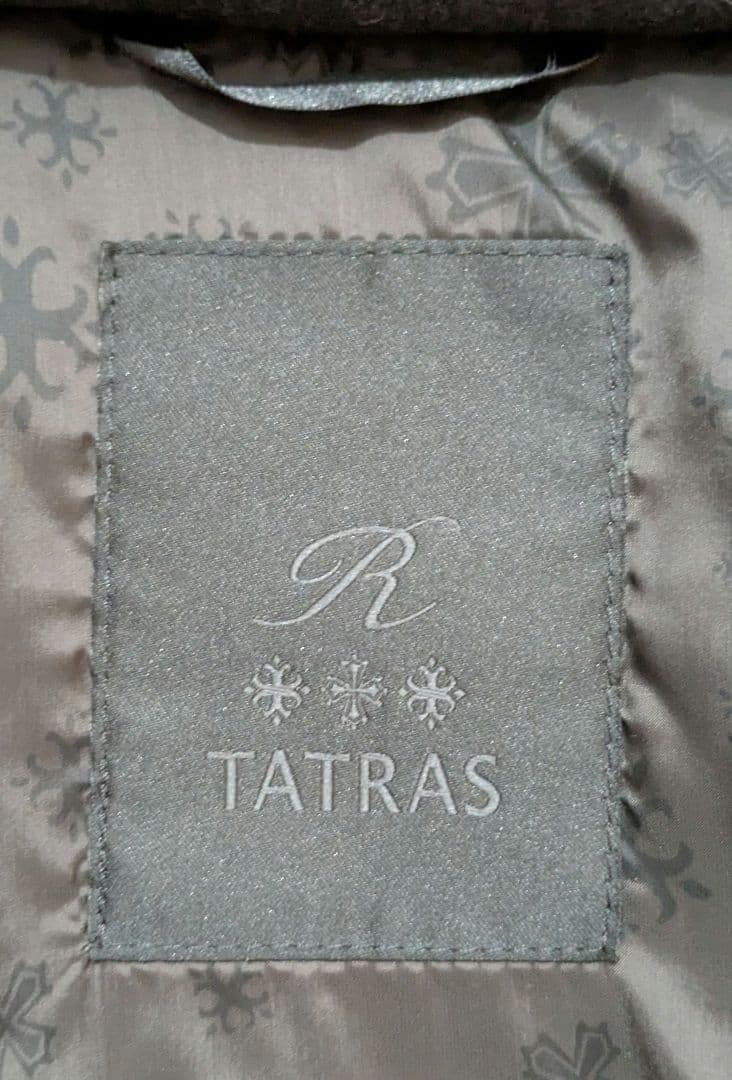 極美品　タトラス DOMIZIANO　ドミツィアーノダウン　サイズ3 チャコール