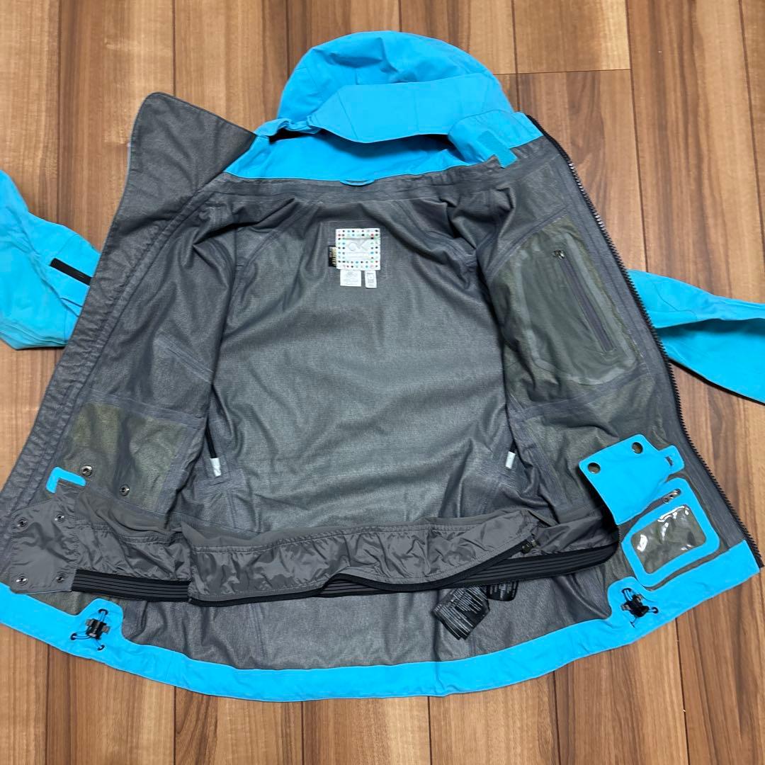 Raffica　美品　バートン　BURTON AK レディース　上下XS