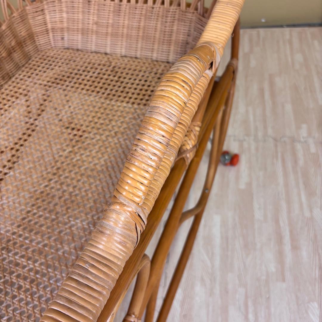 籐のベビーベッド　ゆりかご　キャスタースタンド付　アンティーク