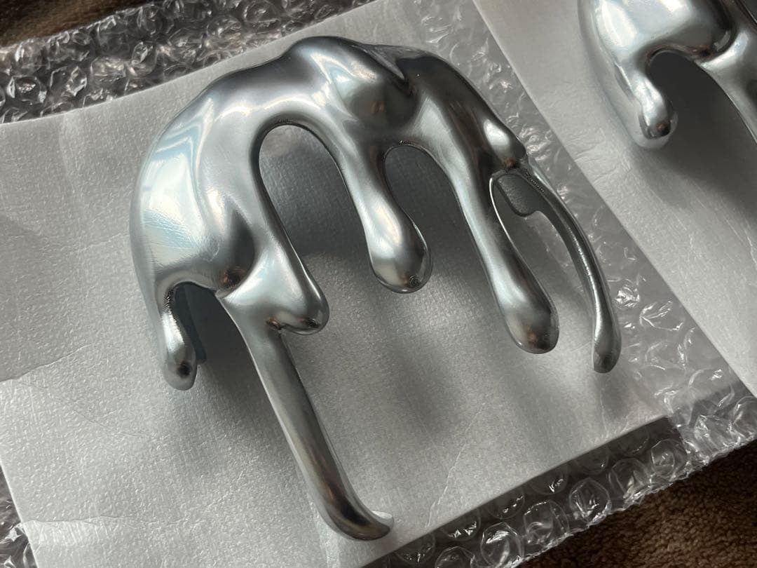 AirPods max 専用ケース　銀　メタル