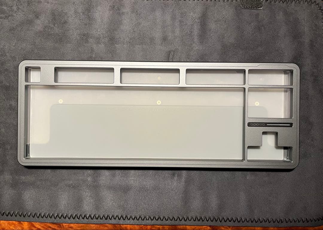 キーボード GRAYSTUDIO SPACE80 Robcop