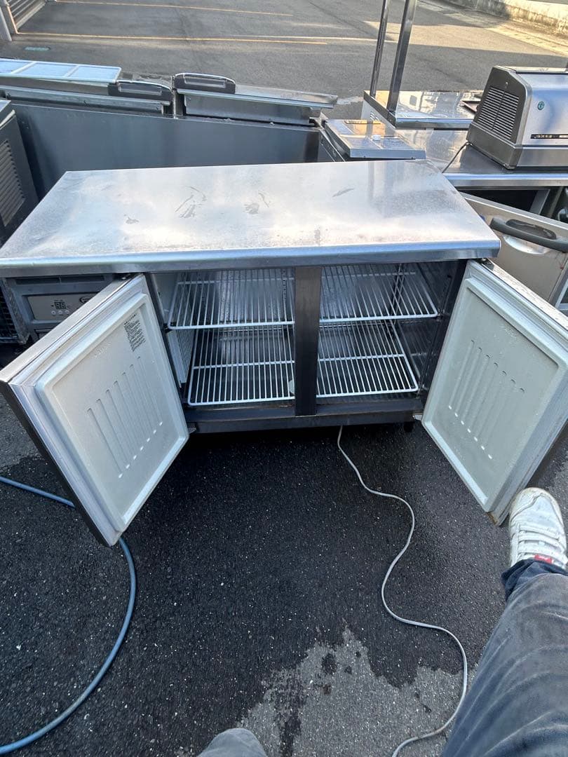 フクシマガリレイ【台下冷蔵庫】インバータ仕様