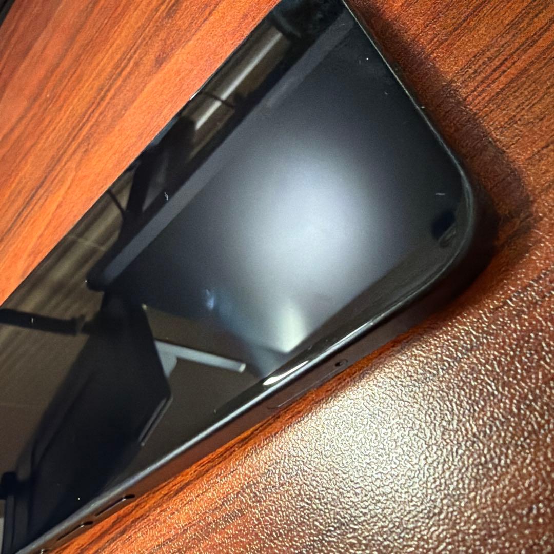 iPhone15 128G 黒 Black 本体