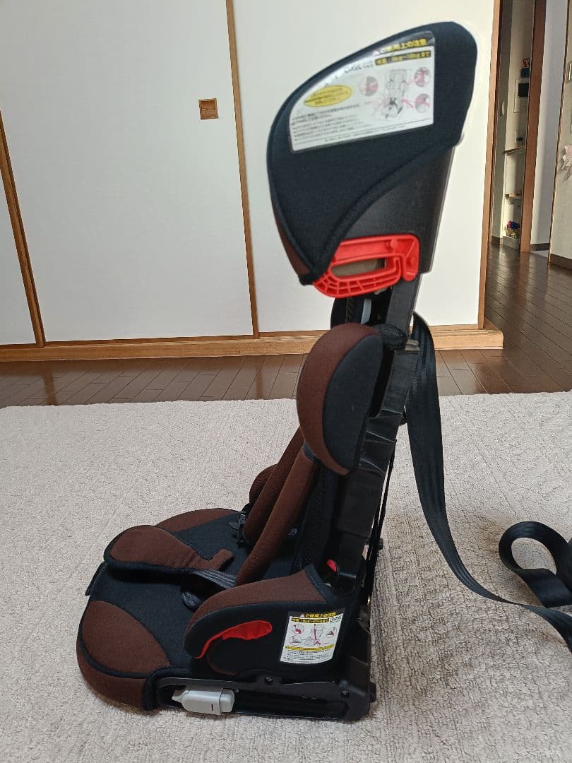 日本育児 トラベルベスト EC Fix ISOFIX ジュニアシート