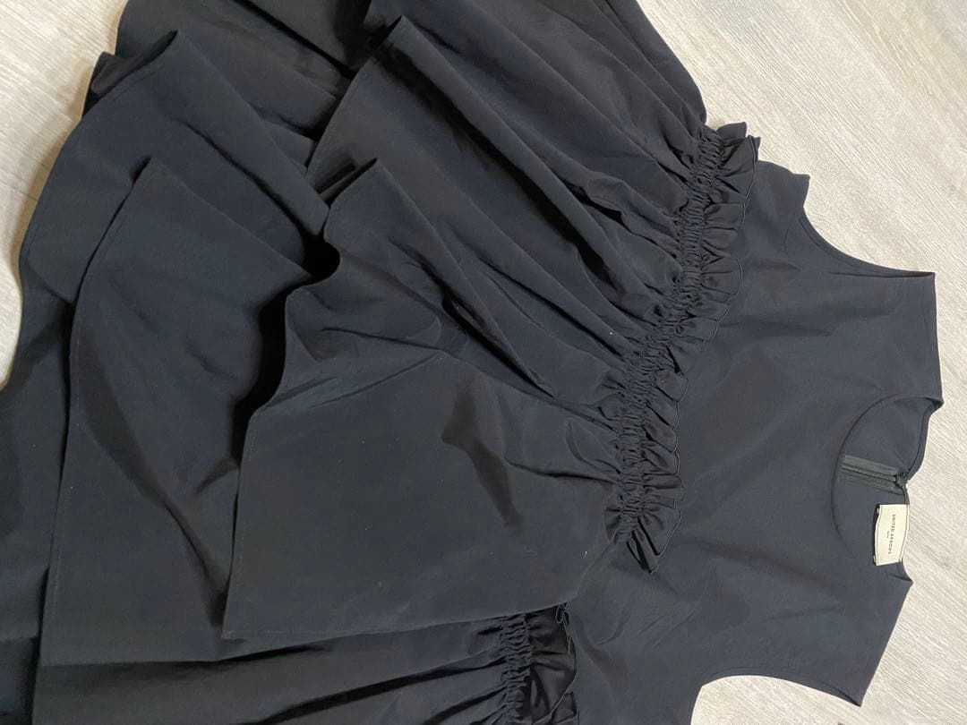 ◾️ UNITED ARROWS ティアード ギャザー ノースリーブ ブラウス