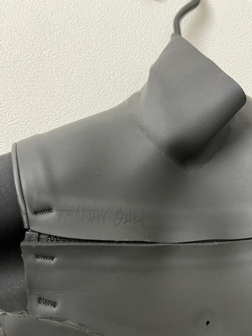 Fellow Wetsuits セミドライ　3/5ミリ