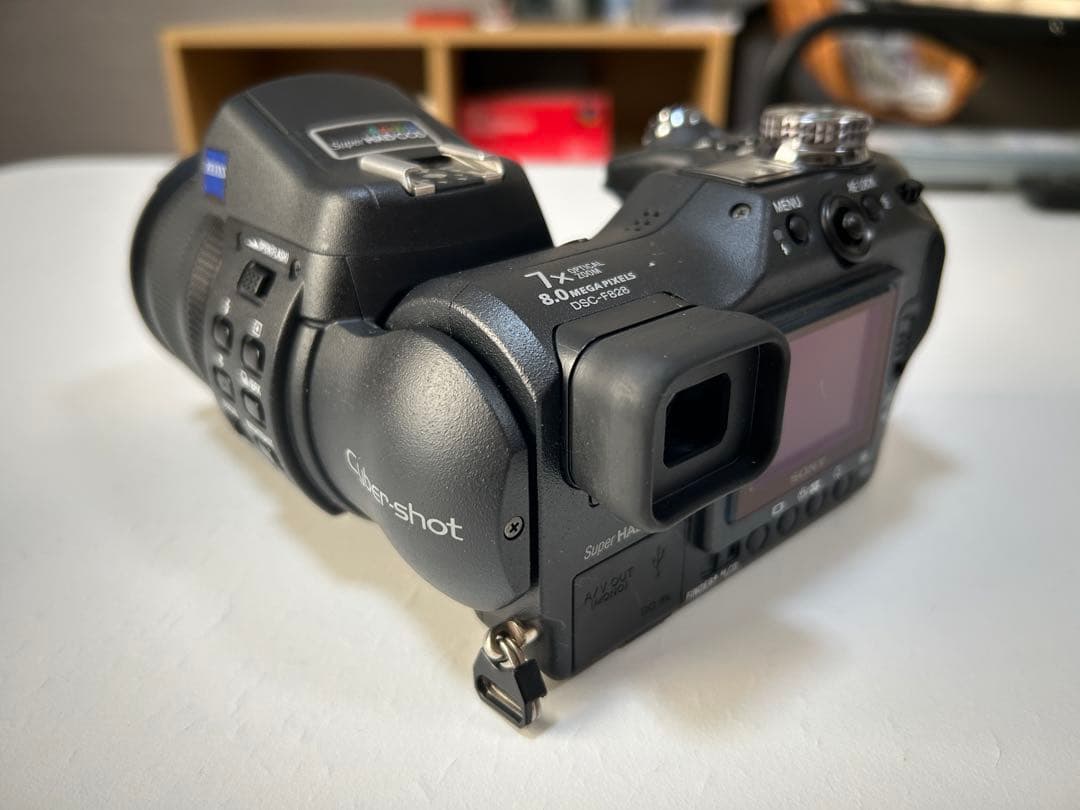 SONY Cyber-shot DSC-F828 デジタルカメラ