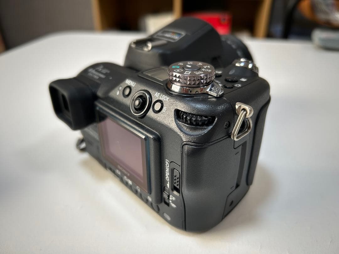 SONY Cyber-shot DSC-F828 デジタルカメラ