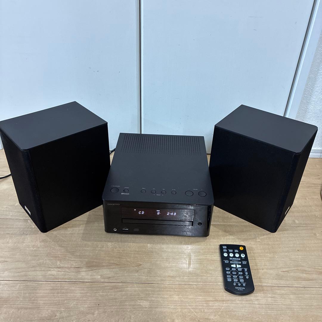ONKYO CR-U1X CDミニコンポ　コンポ　スピーカー　オンキョー
