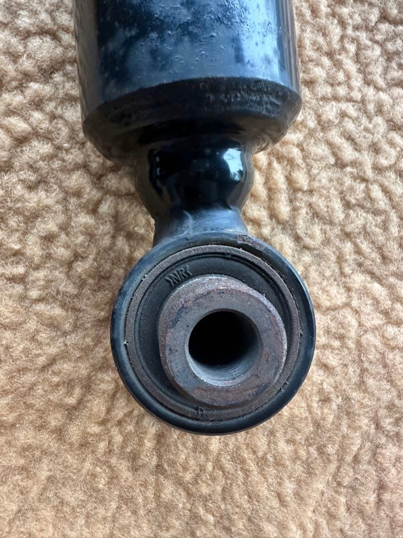 調整可能ショックアブソーバー2本セット