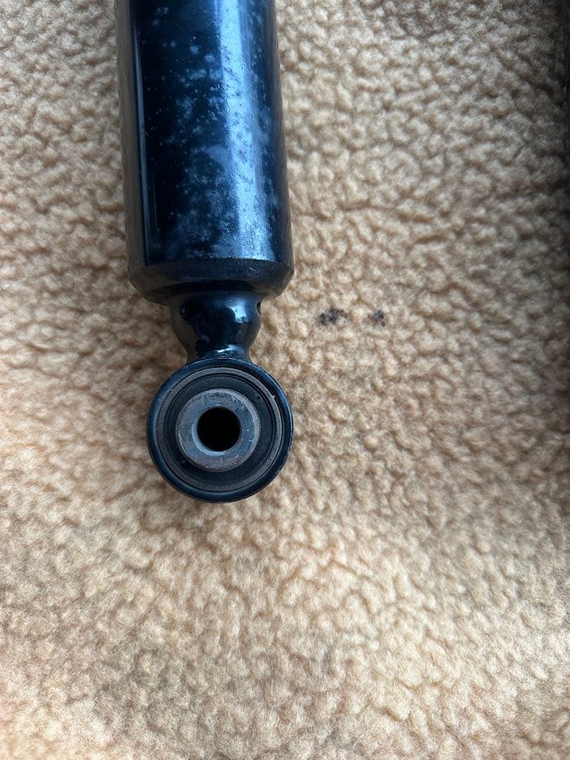 調整可能ショックアブソーバー2本セット