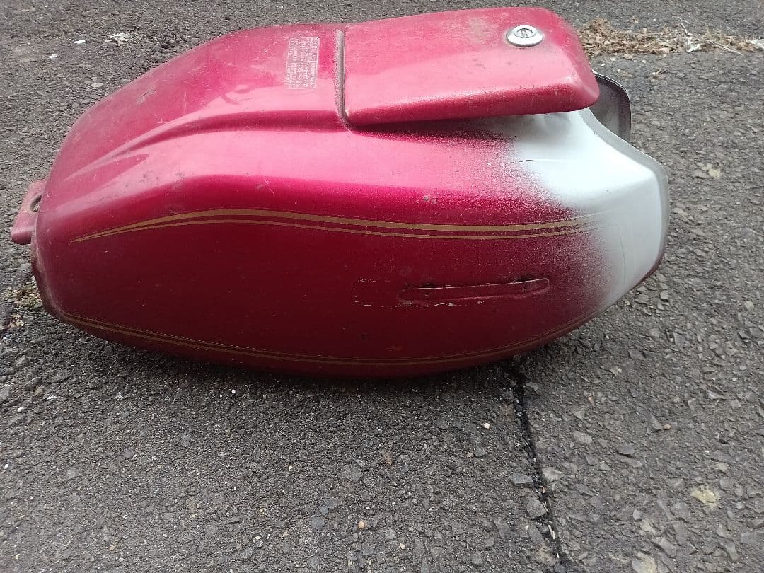 れ*ん様 HONDA　純正　cb250t 角タンク 検ヤカン　ゴキ　ザリ　バブ