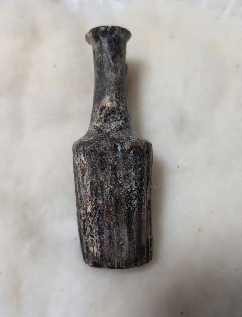 ローマングラス 壺型装飾品 小型