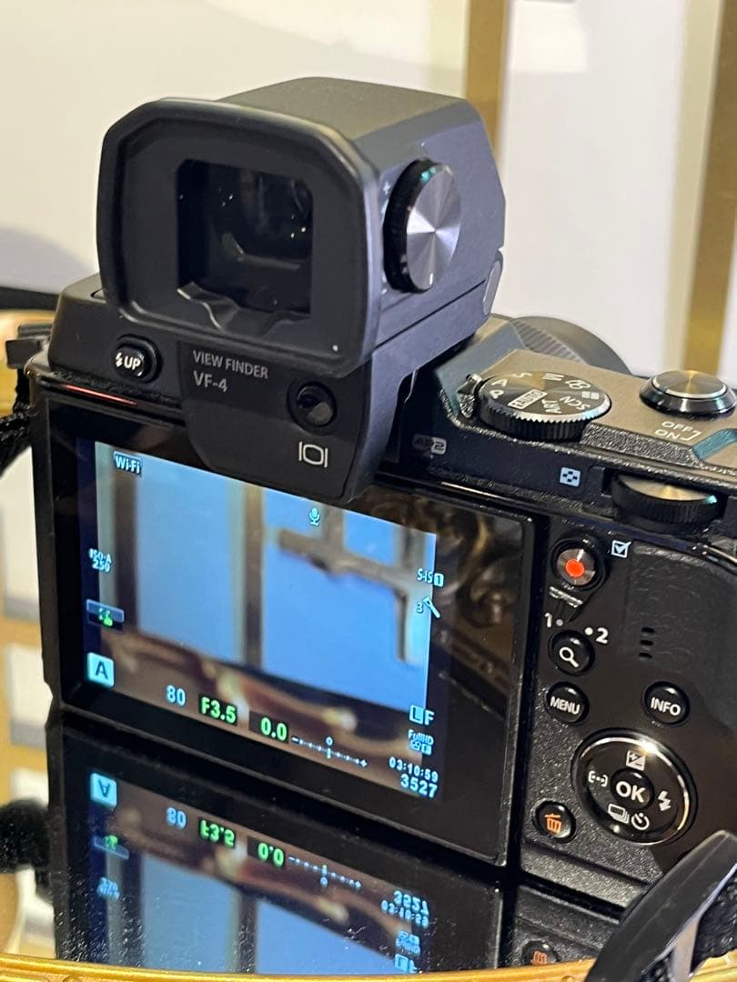 OLYMPUS PEN E-P5 VF-4外付けファインダー LUMIXセット