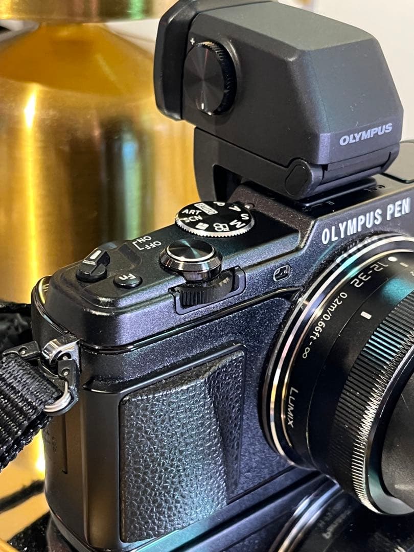 OLYMPUS PEN E-P5 VF-4外付けファインダー LUMIXセット