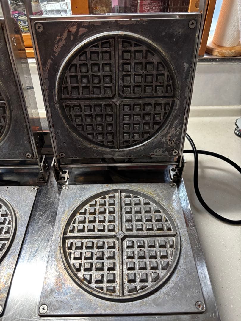 サンテック ホットサンドメーカー 型式 PC-20 ダブルワッフルプレート付き