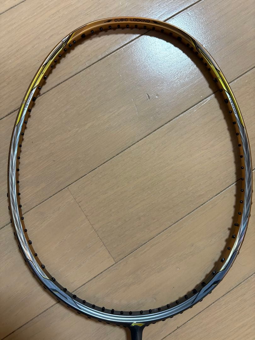 ラケット 3D CALIBAR900