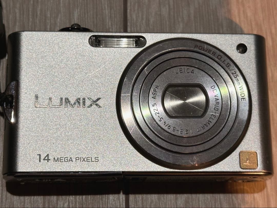2452 Panasonic LUMIX ルミックス デジカメ DMC-FX66