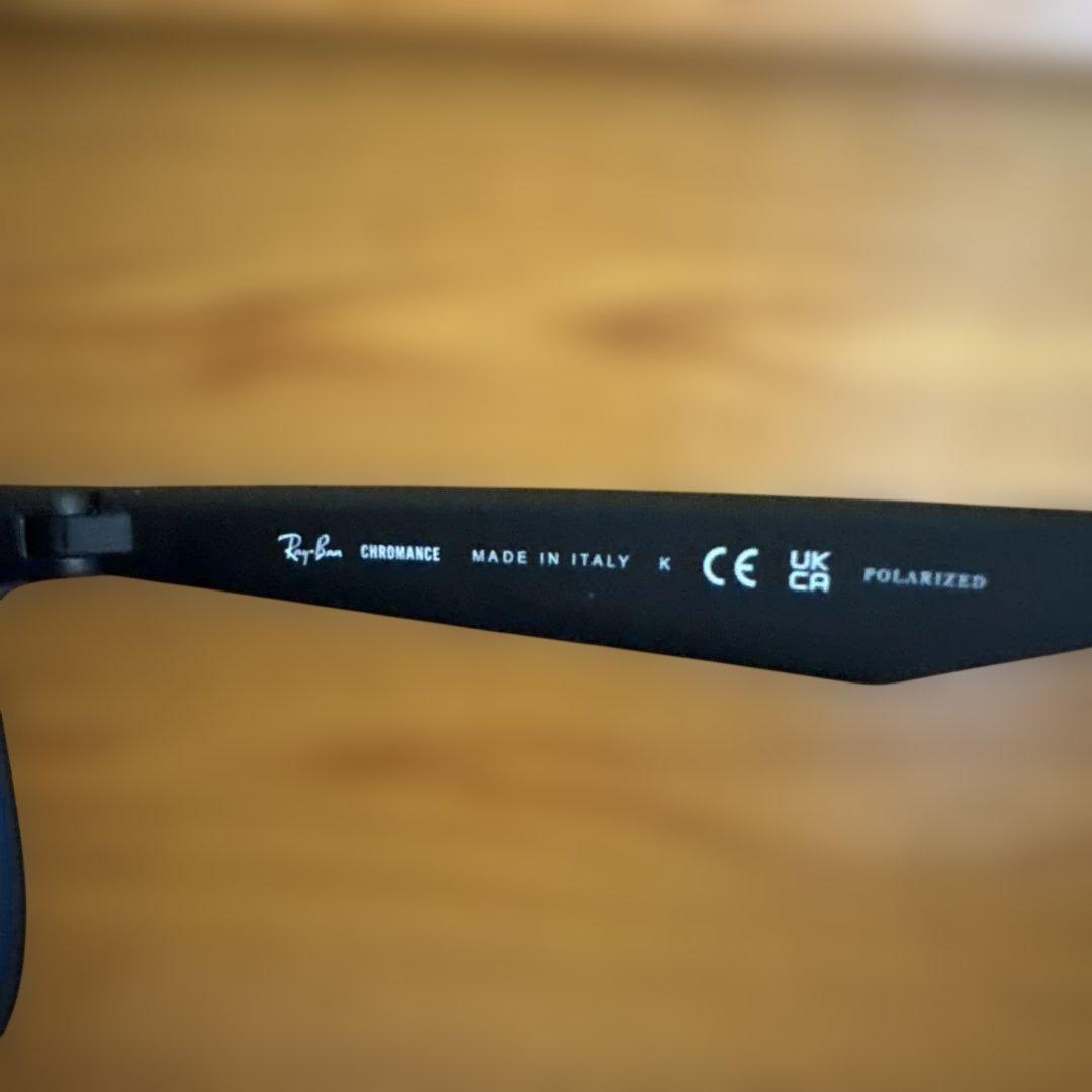 Ray-Ban 偏光サングラス RB4264