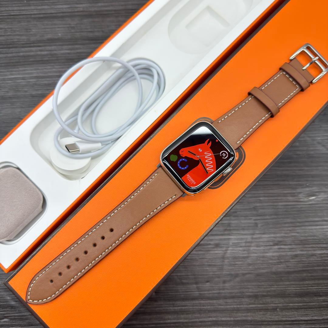 2909 極美品　Apple Watch エルメス　シリーズ4 シルバー