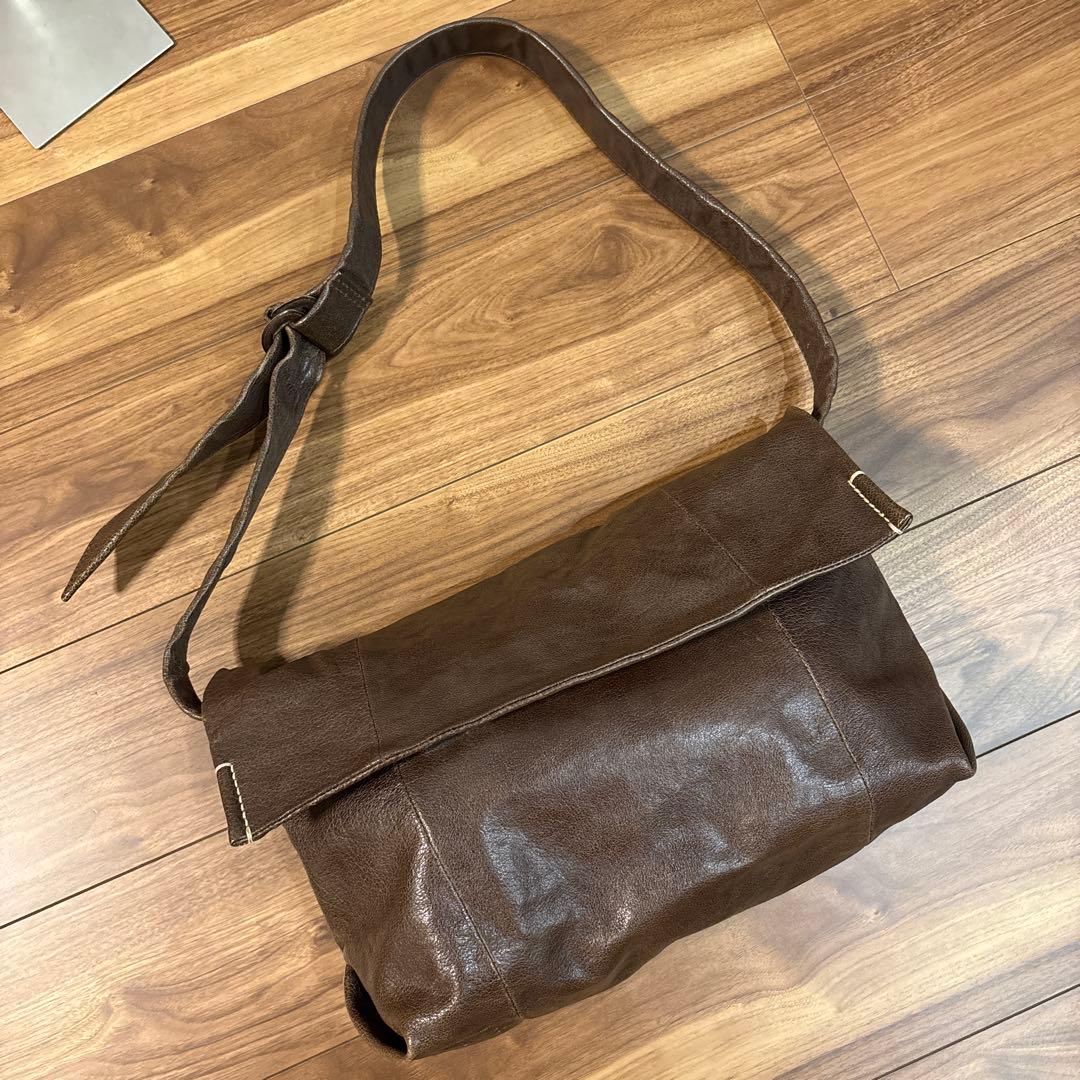 【美品】ゲンテン genten レザー 本革製 ショルダーバッグ メンズ 大容量