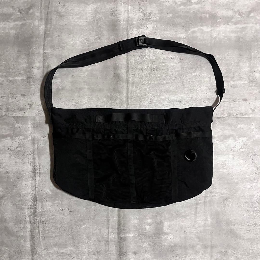 C.P.COMPANY NYLON B メッセンジャーバッグ y2k 黒 シティ