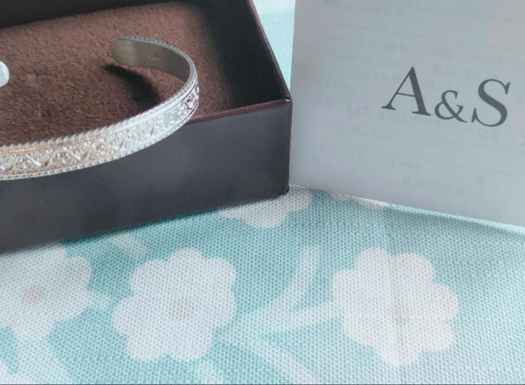 agete バングル　未使用