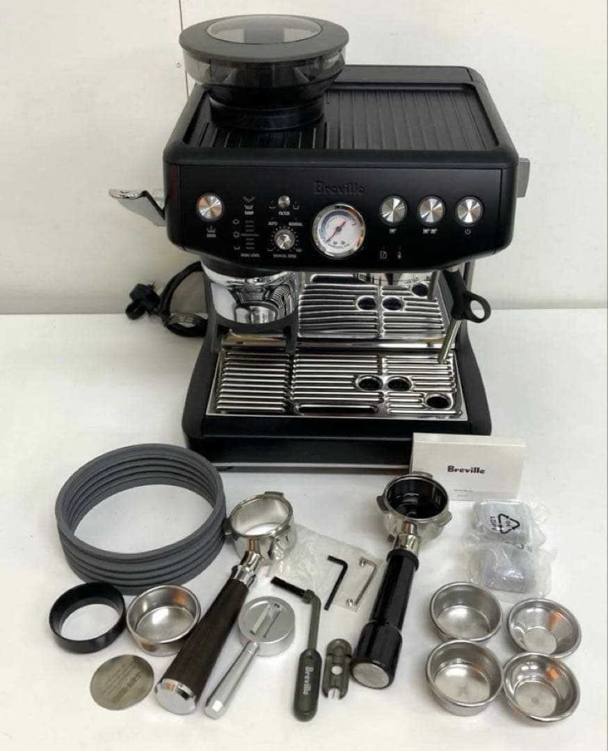 A375-6 Breville BES876エスプレツ ソマシン　220V〜