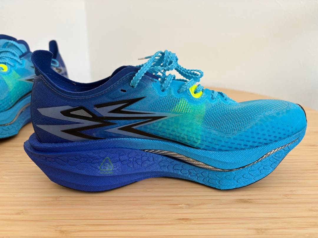 361° Flame4 BlueLine ランニングシューズ