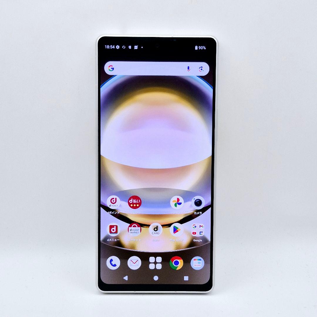 [G99] Aquos r8 docomo版 SIMフリー 焼きなし