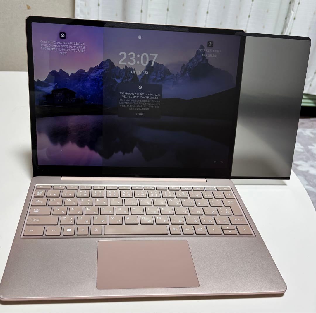 Microsoft Surface Laptop Go 2 office付属
