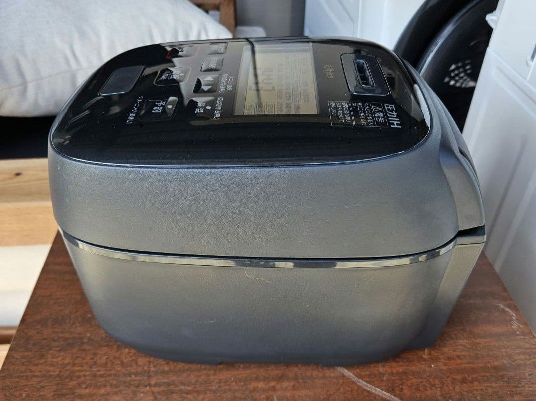 象印　炎舞炊き　NW-US07-BZ　濃墨　2022年製　4合炊き