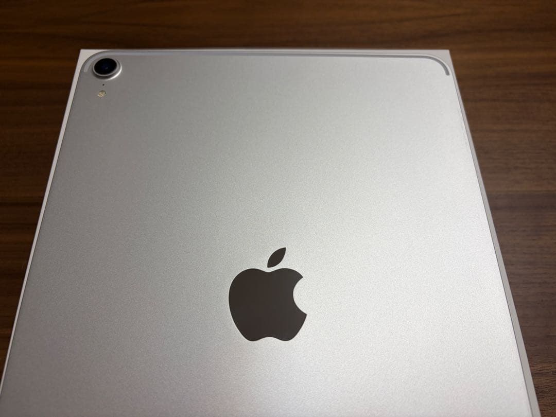 [最終値下げ価格]美品iPad Pro 11インチ256GB Wifi
