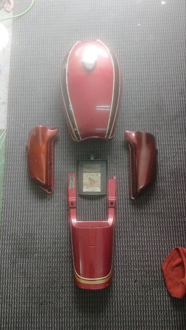 【当時物】KZ1000 外装一式(サイドカバー:Z1用)