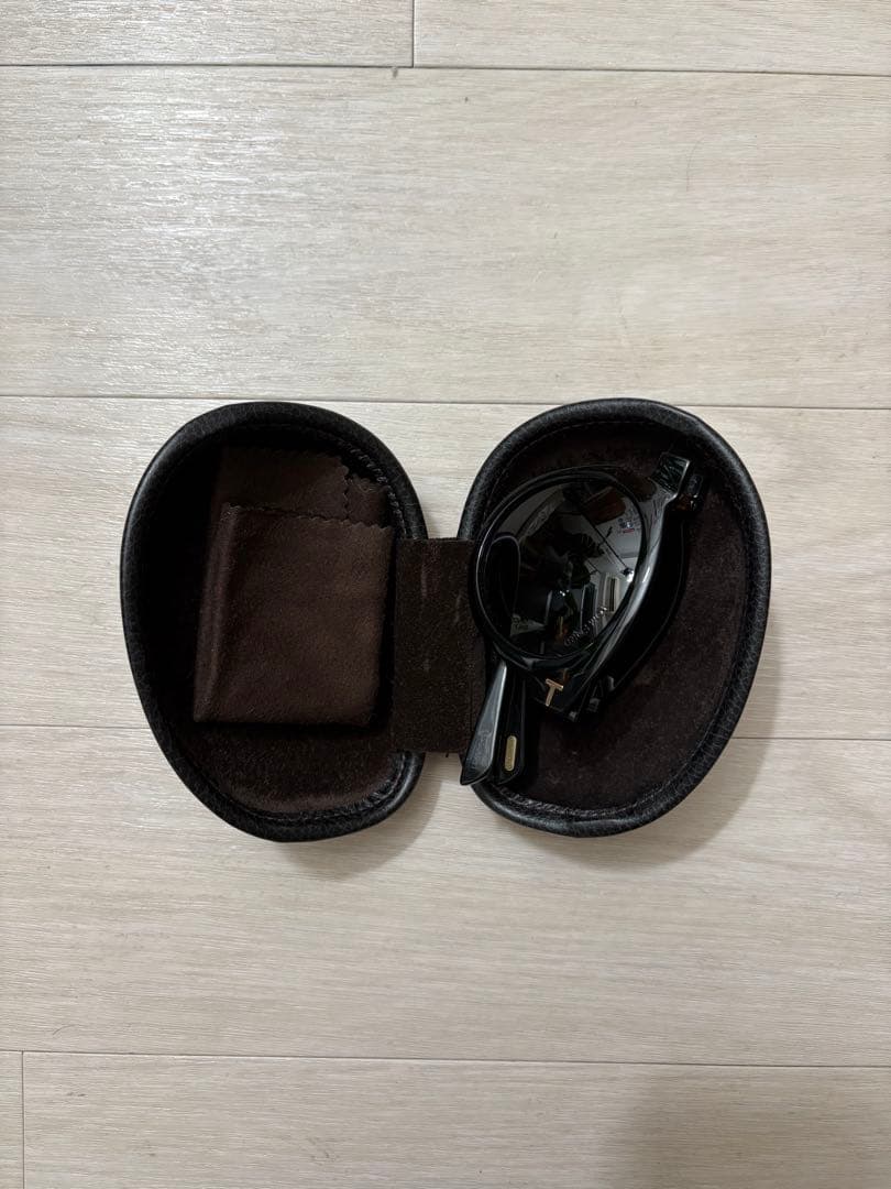 TOM FORD ブラック サングラス ケース付き