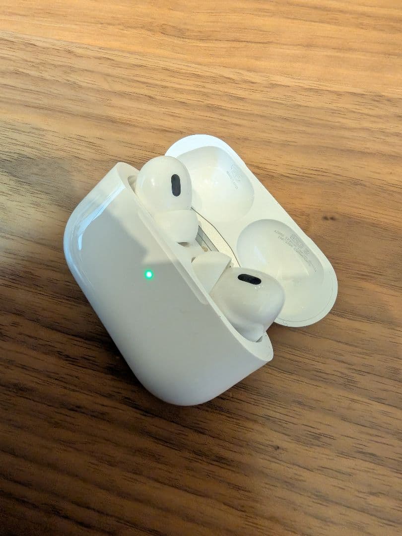 【正規品】AirPods Pro 2 第2世代 本体/充電ケース付き A3048