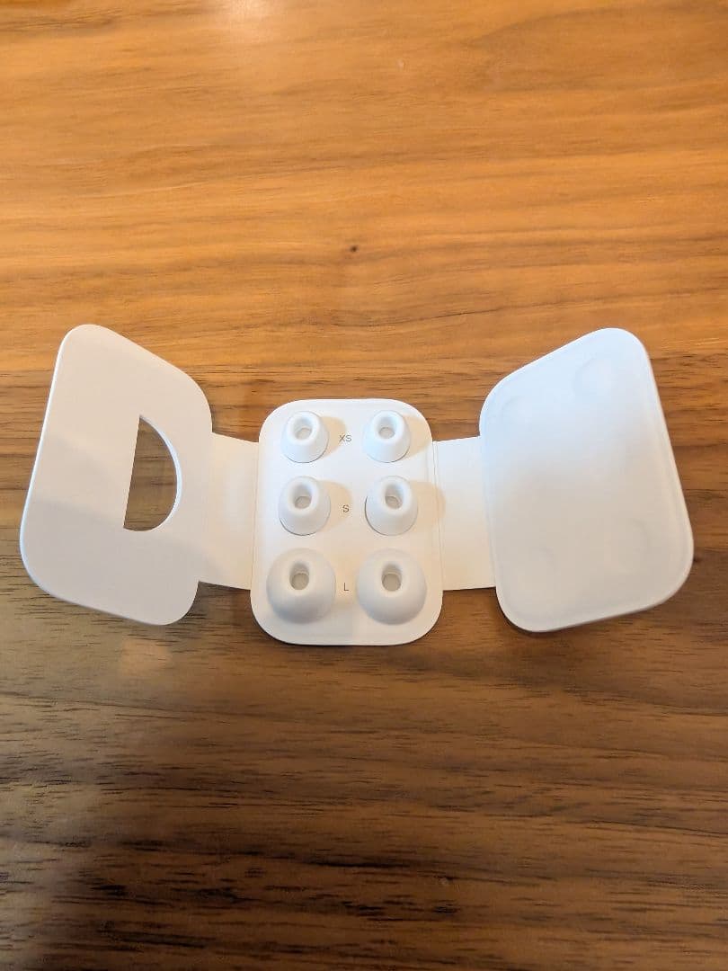 【正規品】AirPods Pro 2 第2世代 本体/充電ケース付き A3048